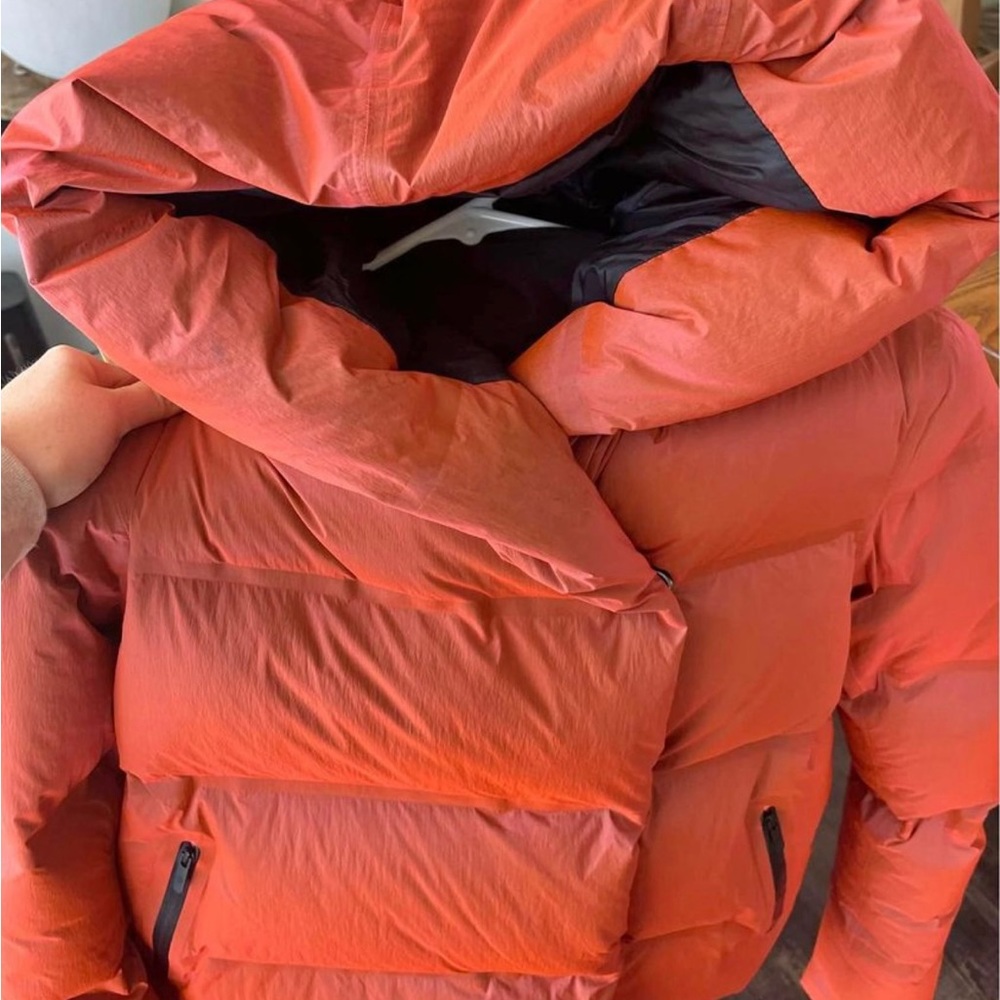 Lululemon Copped Puff Jacket - Picture 4 of 7